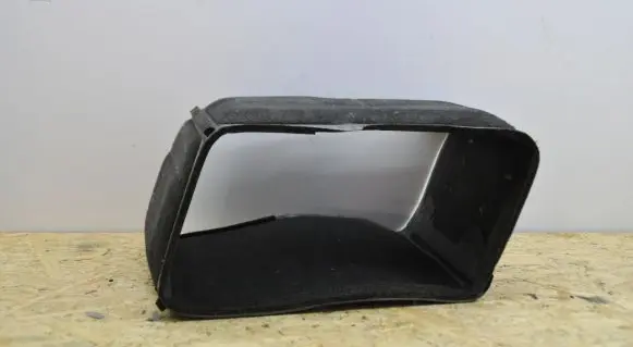 Battery box tray