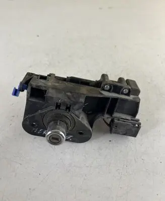 Opel Meriva A Tailgate exterior lock 13168316 13168317 13168318
