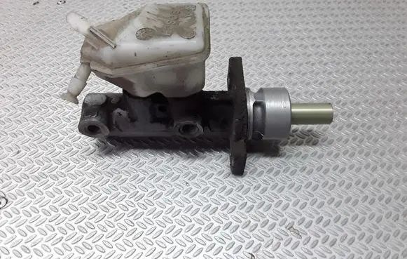Citroen Xsara Picasso Master brake cylinder