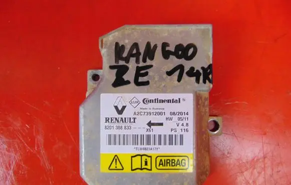 Renault Kangoo II Airbag control unit/module 8201388833