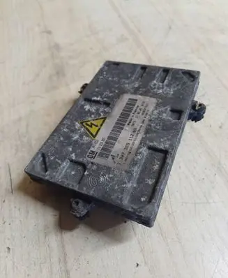 Opel Zafira B Headlight ballast module Xenon 13153357