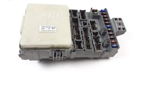 Honda Accord Fuse module 38800S82G32 A3120A324643U176
