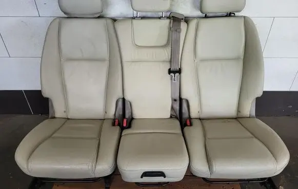 Volvo XC90 Second row seats 