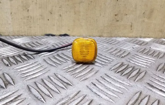 Audi A4 S4 B5 8D Front fender indicator light 4D0949127B