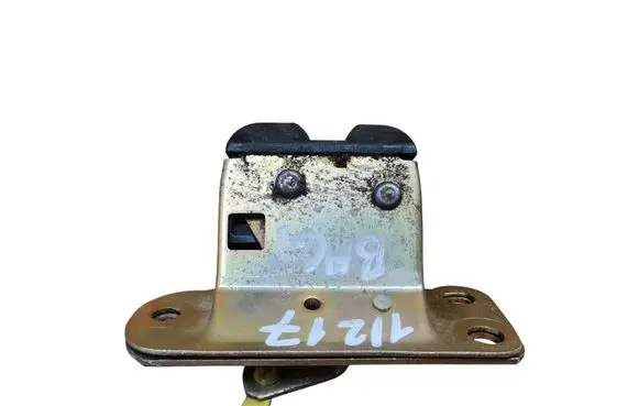 Volvo S40, V40 Tailgate lock latch 30802821