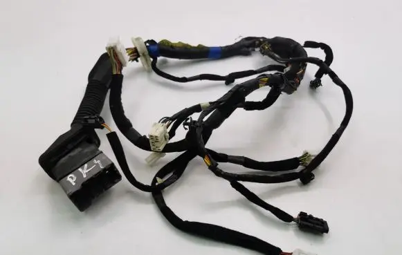 KIA Sorento Front door wiring loom 918013E060
