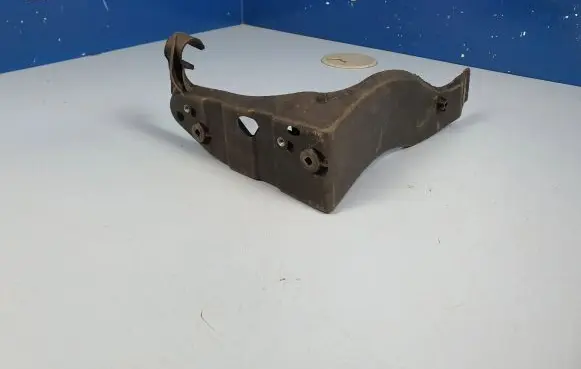 Audi A4 S4 B6 8E 8H Front bumper mounting bracket 8E0821138B