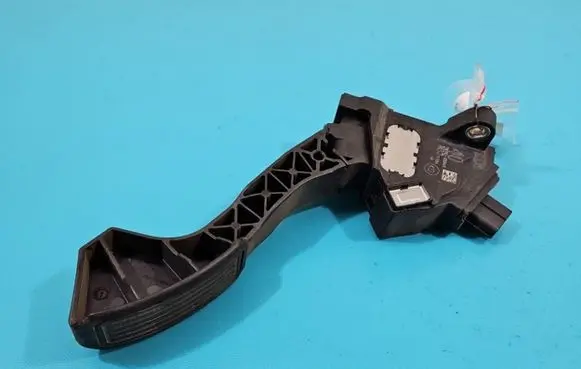 Toyota Avensis T270 Accelerator throttle pedal 78110-05040 IMPRK1422346