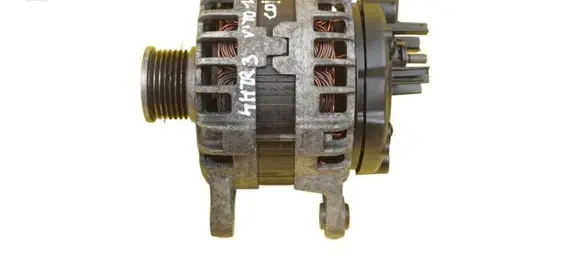 Mercedes-Benz Vito Viano W447 Generator/alternator 622951 4HTR3