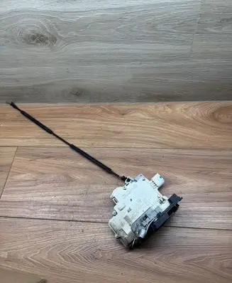 Seat Leon (1P) Front door lock 1P1837016