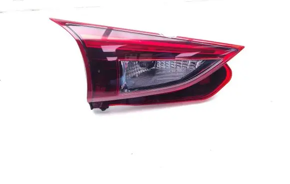 Mazda 3 III Tailgate rear/tail lights 