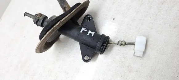 Ford Mondeo Mk III Clutch master cylinder 1S717A543AE