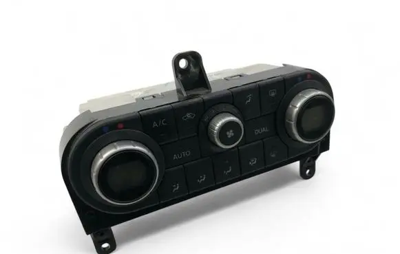 Nissan Qashqai Interior fan control switch 27500BR40C