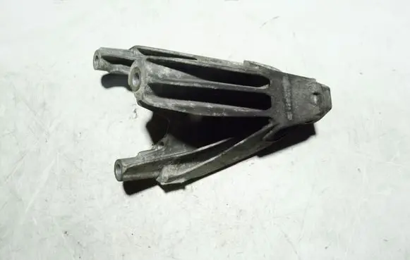 Audi A4 S4 B8 8K Engine mounting bracket 8K0199307AL