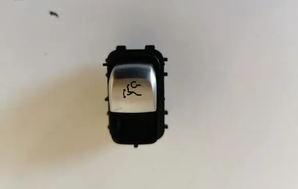 Mercedes-Benz C W205 Tailgate opening switch A2229052303