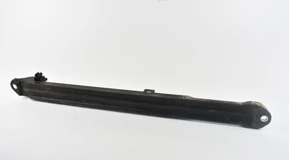 Toyota Hilux (AN10, AN20, AN30) Radiator mount bracket 2640326101