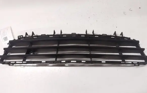 Opel Astra H Front bumper lower grill 24460271 375768702