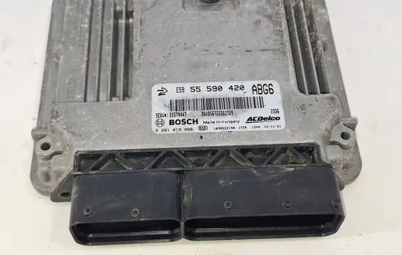 Opel Corsa D Engine control unit/module 55590420 55579447 0281019088