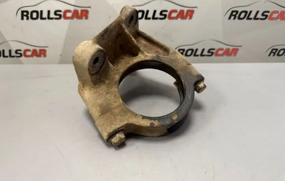 Volvo XC90 Driveshaft support bearing bracket 9143465