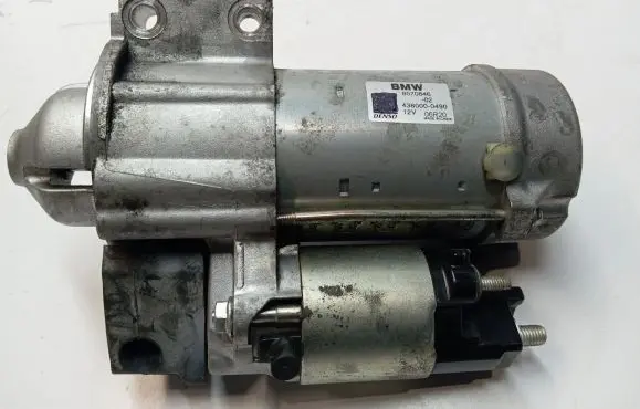BMW 5 F10 F11 Starter motor 8570846