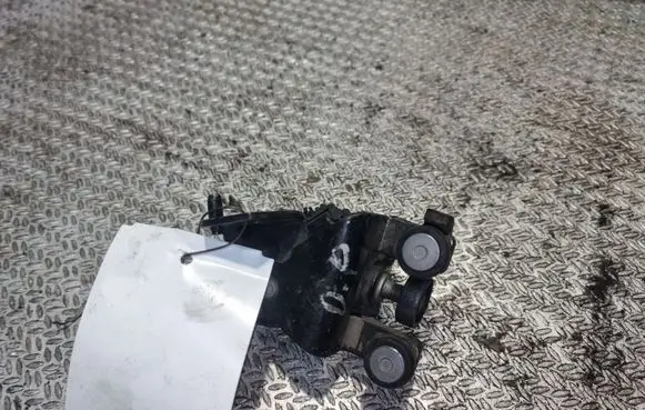 Citroen Berlingo Sliding door middle roller runner 
