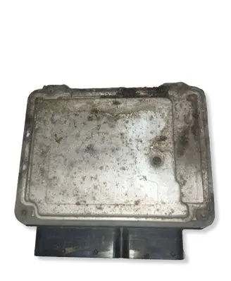 Volkswagen PASSAT B6 Engine control unit/module 03G906021DP 1039S12039 0281012742