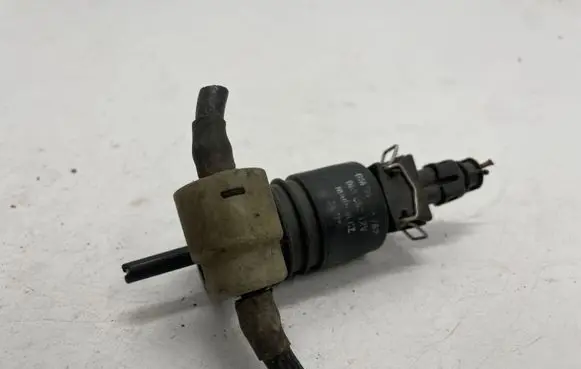 Opel Astra J Windscreen/windshield washer pump