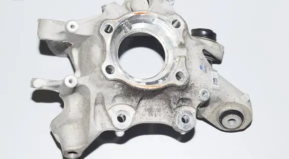 BMW 7 G11 G12 Rear wheel hub 6865661
