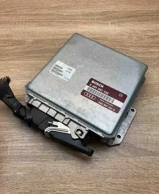 Audi 80 90 S2 B4 Engine control unit/module ECU 8A0907401A 0281001132 Withplug