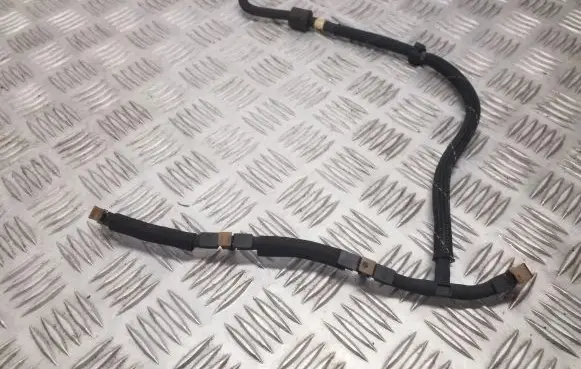 Audi A5 8T 8F Fuel return line/hose 
