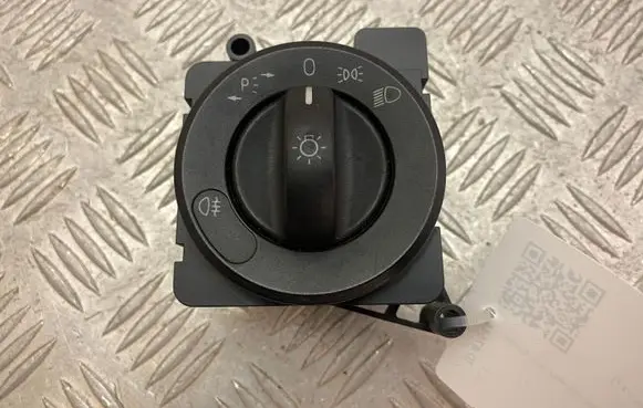 Mercedes-Benz Sprinter W906 Light switch A9065450504