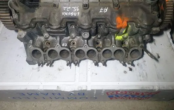 Renault Laguna I Engine head 7700599937 1MC47224