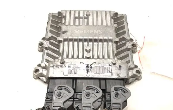 Peugeot 407 Engine control unit/module ECU 5WS40264F-T