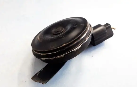 Honda CR-V Horn signal e13000514