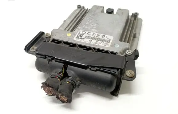 Audi A8 S8 D3 4E Engine control unit/module 4E1907409A 4E1910409B 0281013844