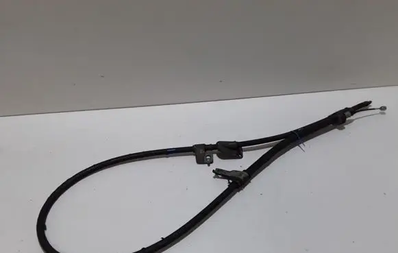 Handbrake/parking brake wiring cable