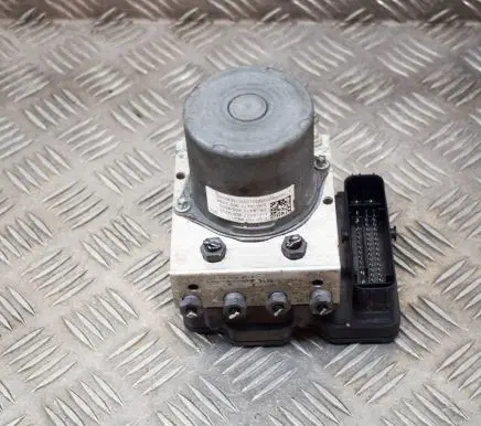 Mercedes-Benz A W177 ABS Pump A1779009203 A1779019102