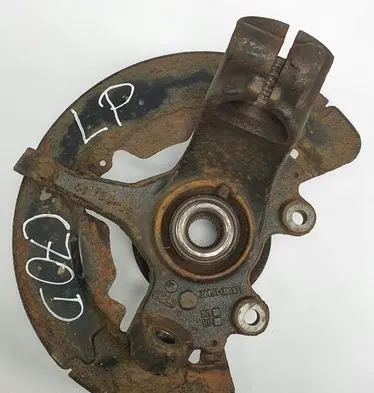 Volvo C70 Front wheel hub 3M51-3K171-BH