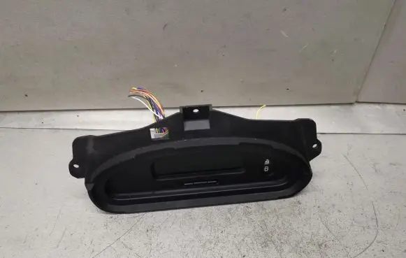 Renault Scenic I Screen/display/small screen P8200028364A 8200028364A