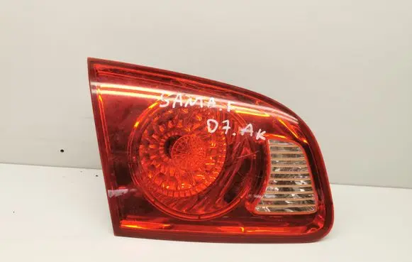 Hyundai Santa Fe Tailgate rear/tail lights 924052B000