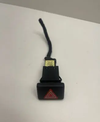 Audi A4 S4 B7 8E 8H Hazard light switch 8E0941509