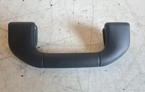 Mercedes-Benz E W212 Front interior roof grab handle A2048100051