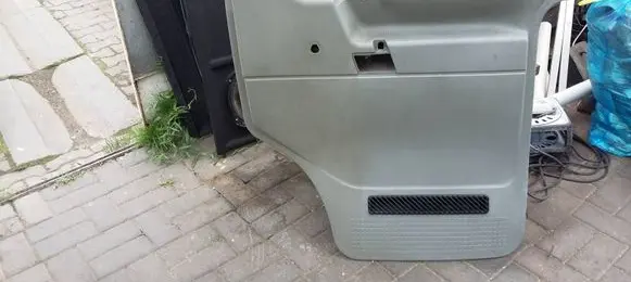 Volkswagen Transporter - Caravelle T4 Front door card panel trim 701867106 705867106 701867016