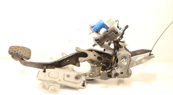 Ford Connect Clutch pedal 16A43073
