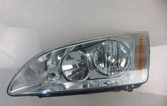 Ford Focus Headlight/headlamp 4M5113W030AC