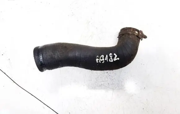 Volvo V70 Intercooler hose/pipe