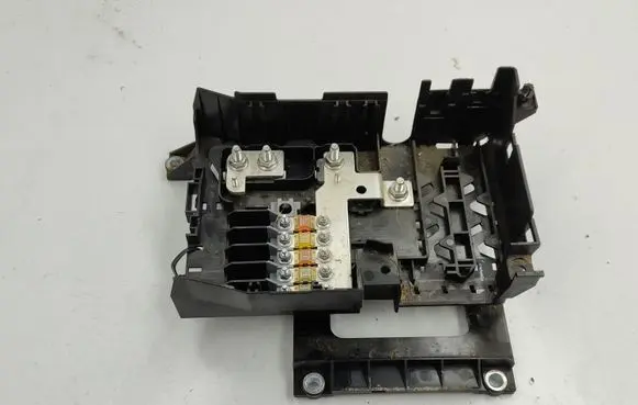 Audi Q7 4L Fuse module 7L0937548