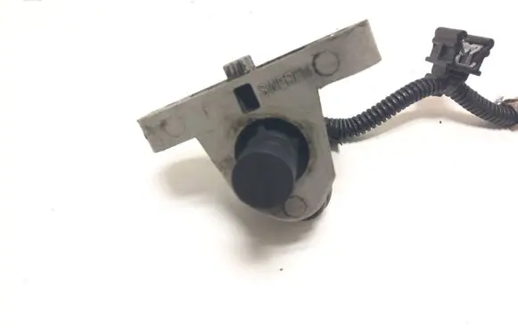 Volvo S60 Crankshaft position sensor 31303094