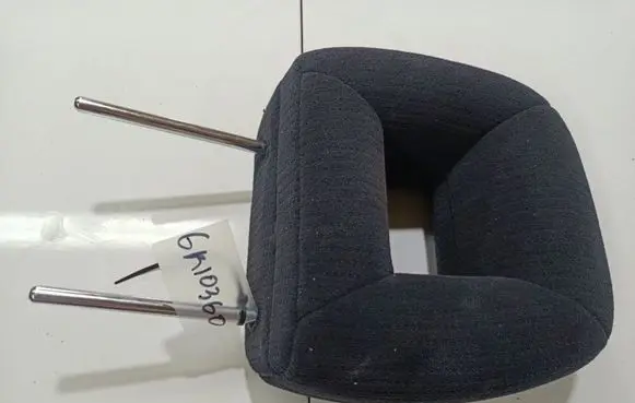 Honda FR-V Front seat headrest 