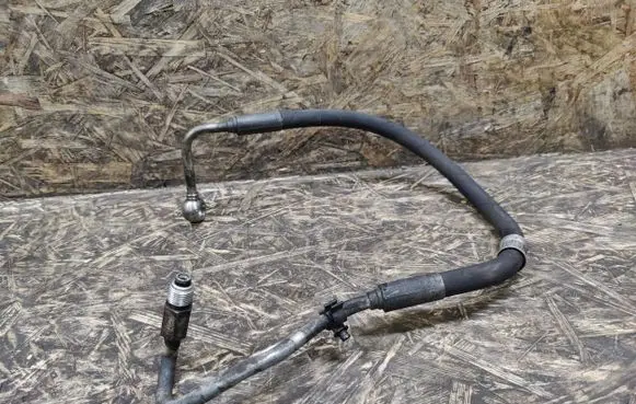 Maserati Quattroporte Power steering hose/pipe/line